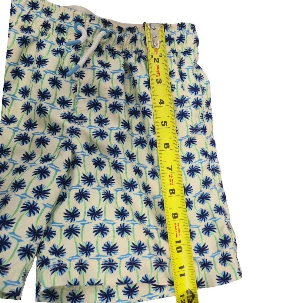 Cat & Jack White Mesh Lined Swim Trunks Size 6/7